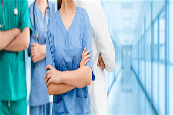 不是每家美國生殖中心都靠譜：中國家庭赴美試管的醫(yī)院篩選清單