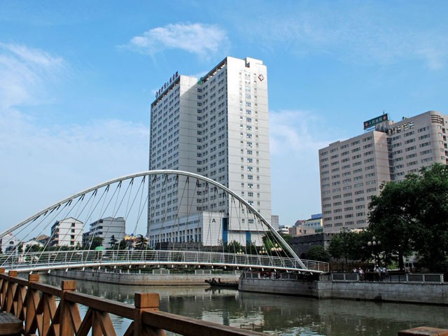宜興市人民醫(yī)院